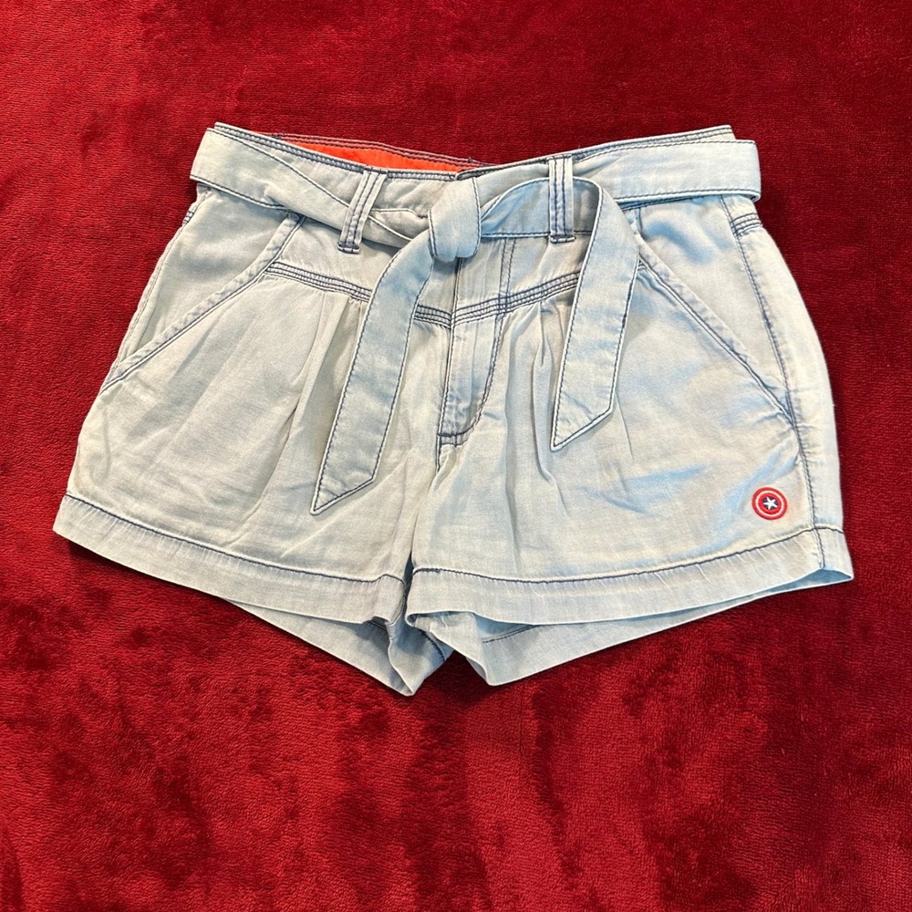 Marvel Her Universe Captain America Shorts Light Wash Denim Look XS Tie Waist